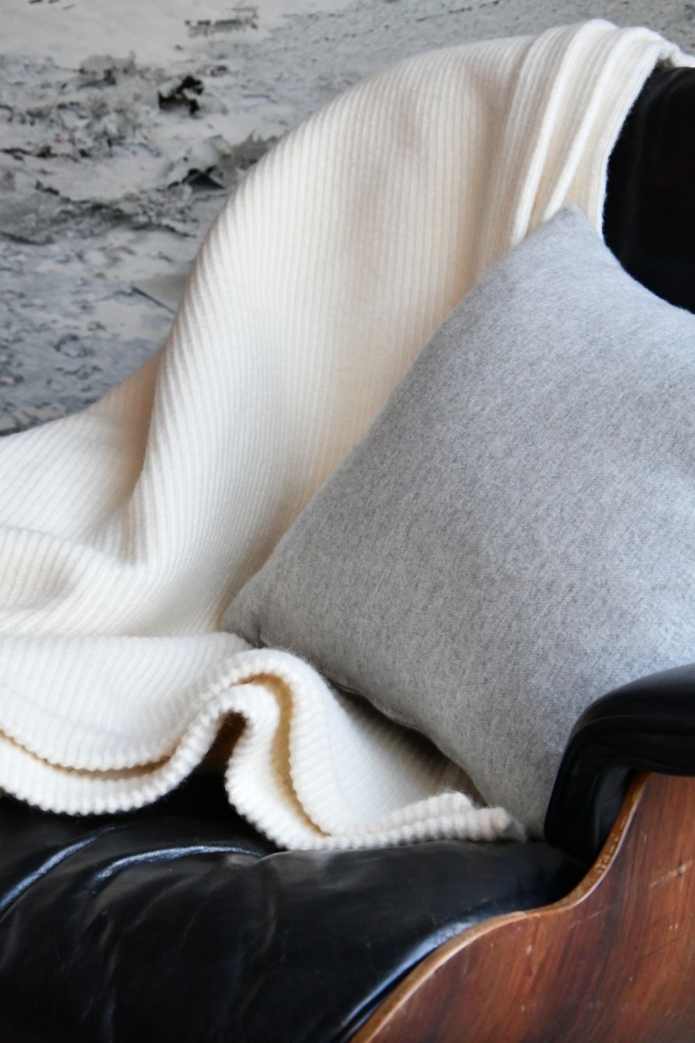 Bedspread Norwegian Wool - Natural White – ZigZagZurich