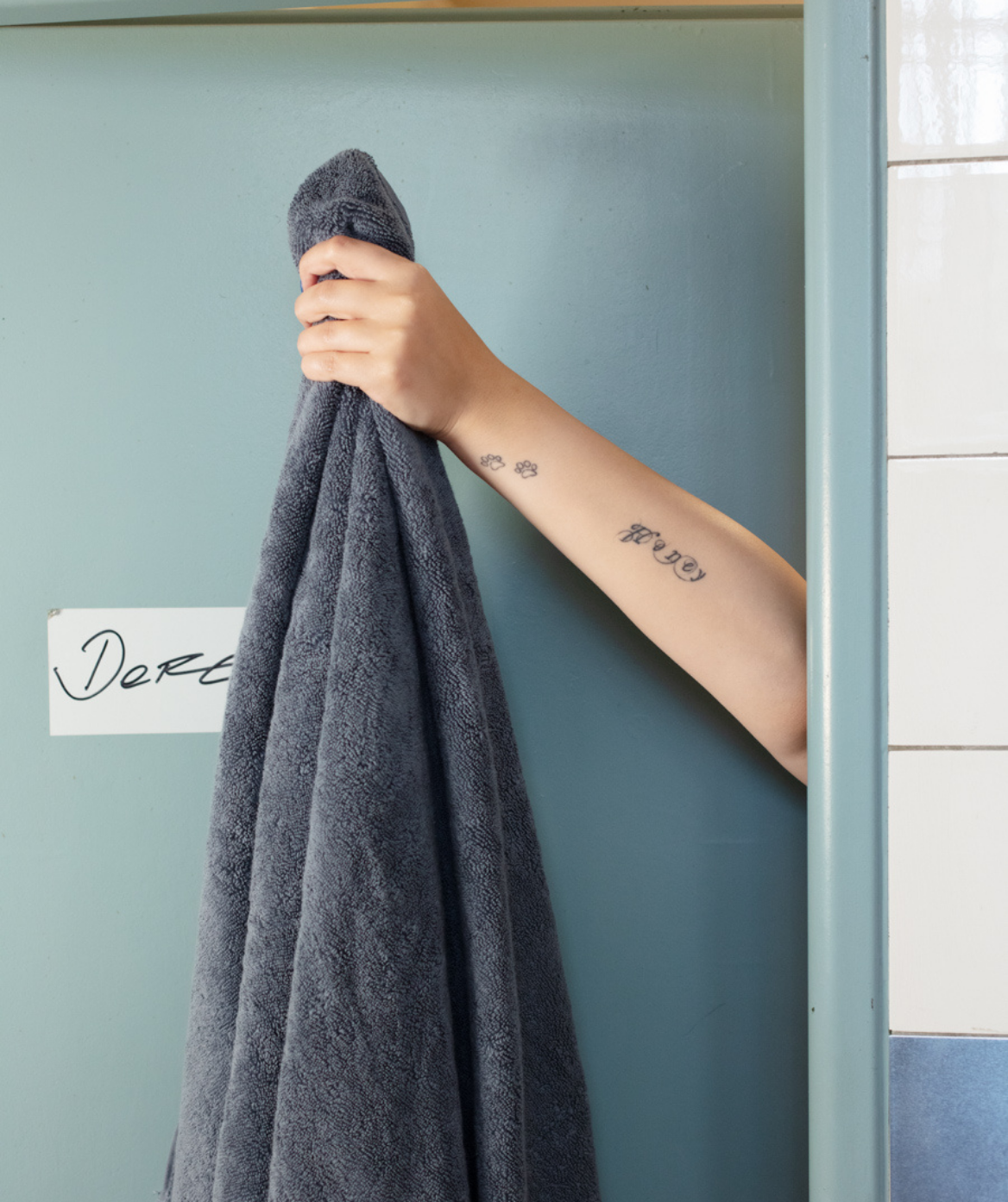 Bath Towel vs Beach Towel: Size, Weave and Use Compared