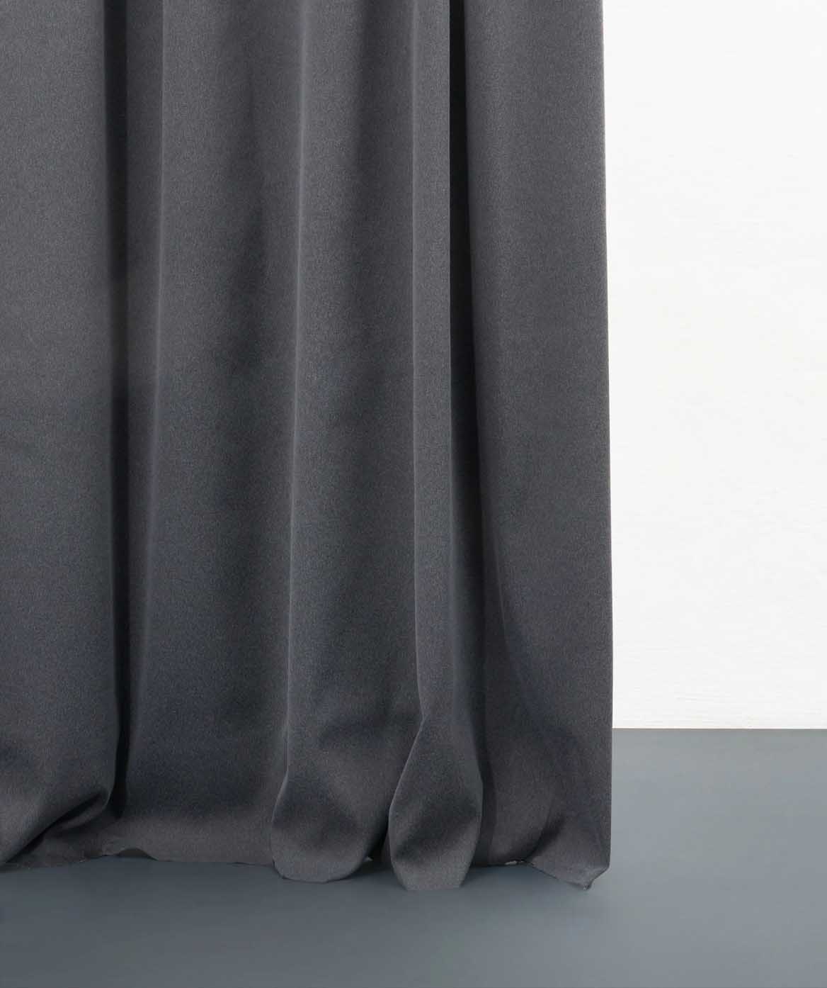 Rideaux anti-griffes pour chats: tissus durables et resistants