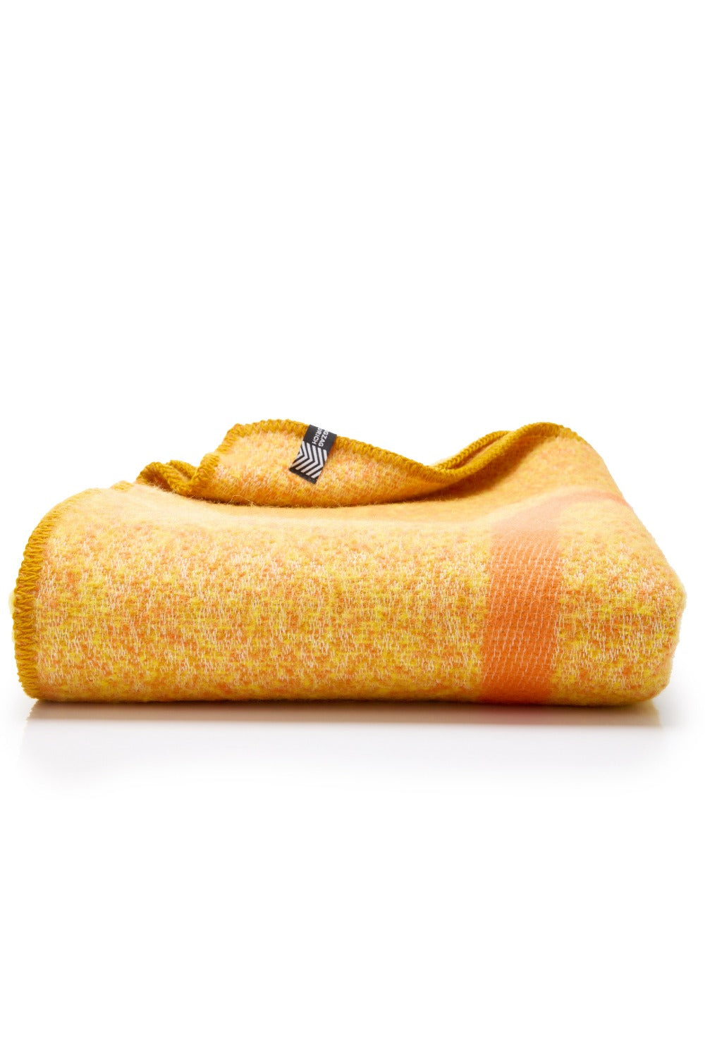 Wool Blanket “Loops” by Studiomama – ZigZagZurich