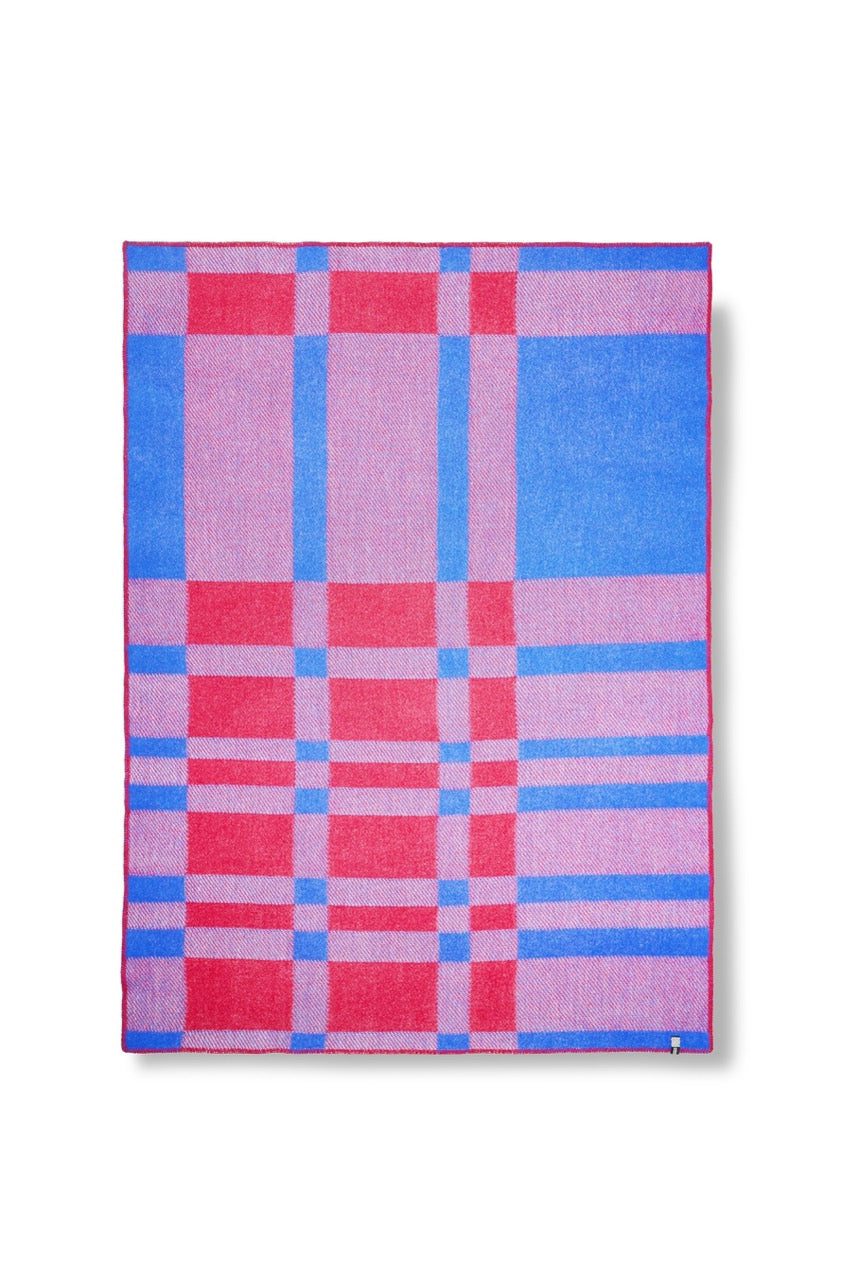 Künstler Wolldecke „Tartan Pink“ von Michele Rondelli